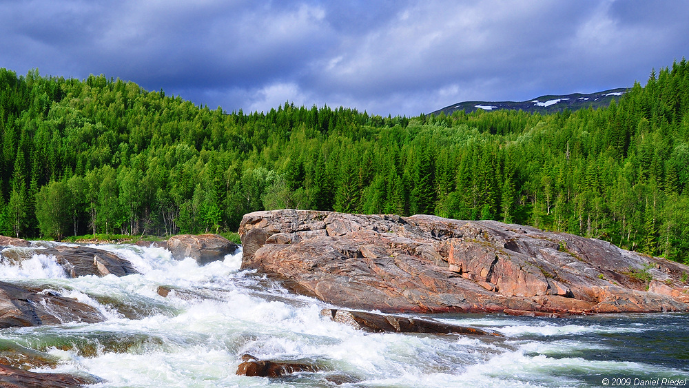 Formofossen stolon, North-Trøndelag, river Sanddøla, Grong municipality