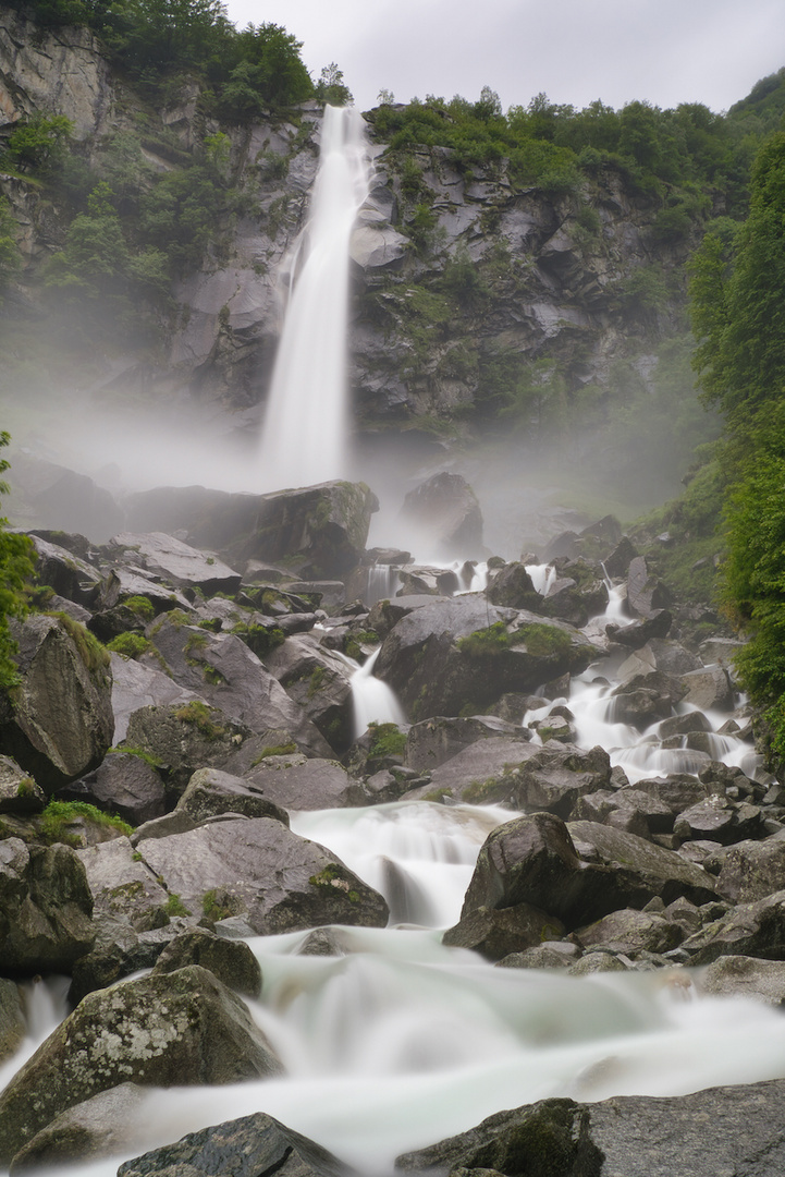 Foroglio Waterfall Tessin