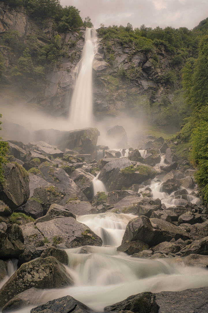 Foroglio Waterfall Tessin