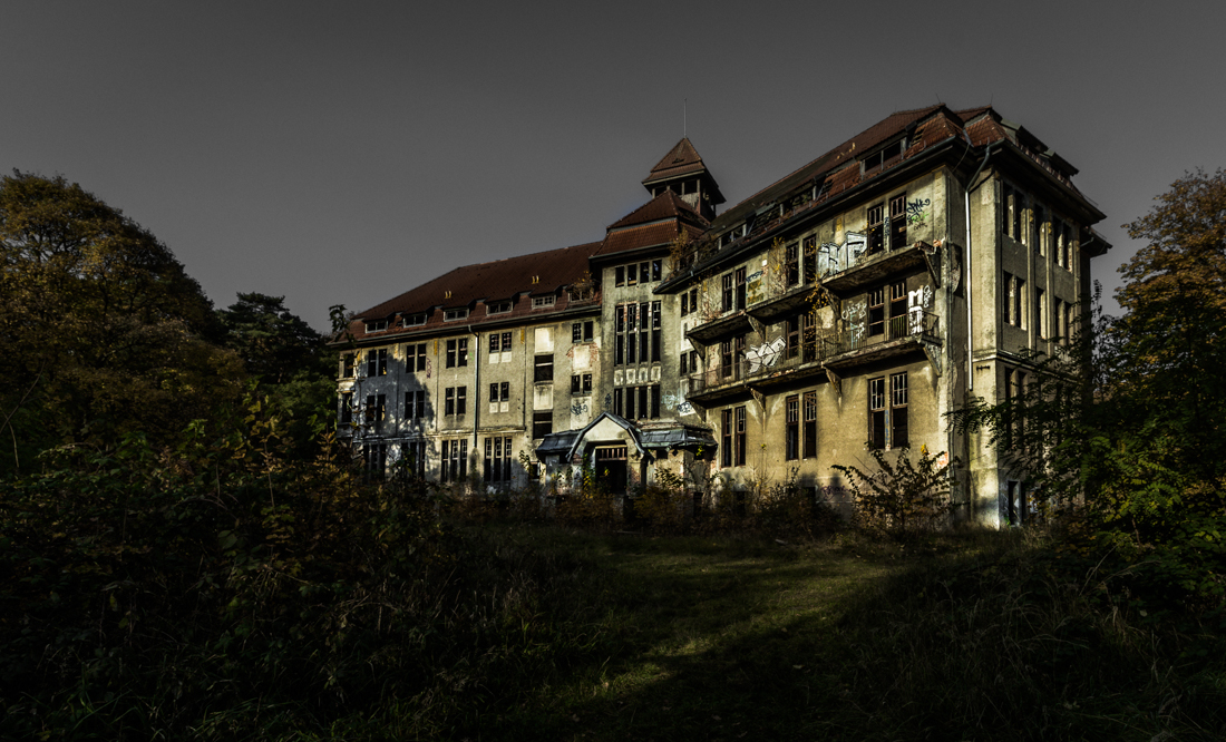 forsaken spa hotel