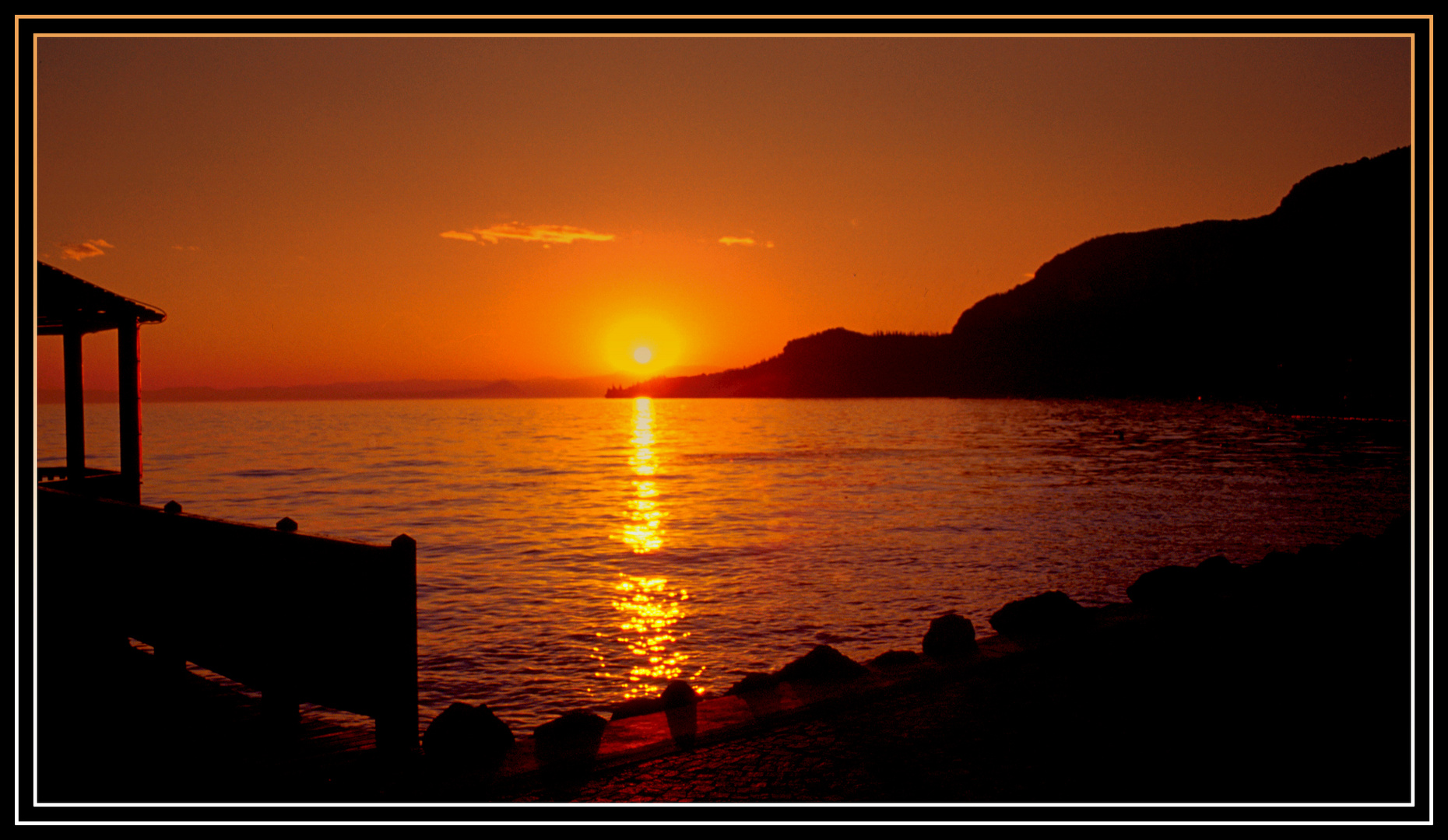 Forse Adriana pereferiresti meditare....sul lago di Garda