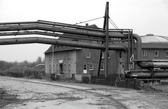 Fortbildungszentrum Walsum mit Rohrbrücke