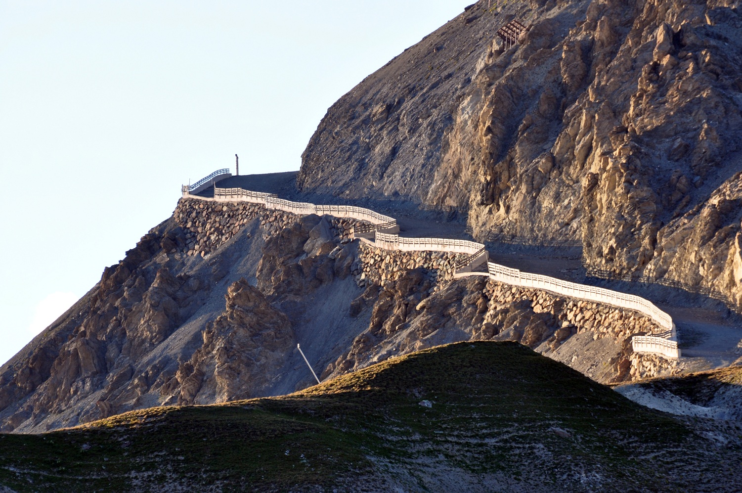 "Fortführung der chinesischen Mauer in der Silvretta-Gruppe"