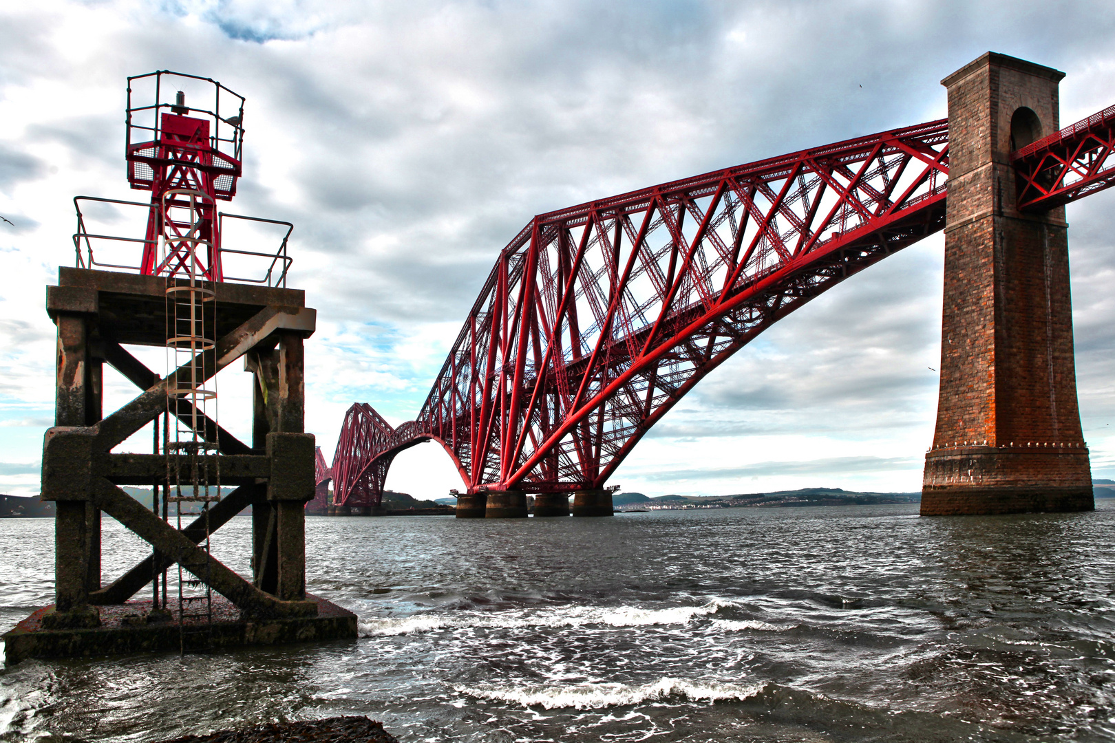 forth bridge, queensferry, scotland