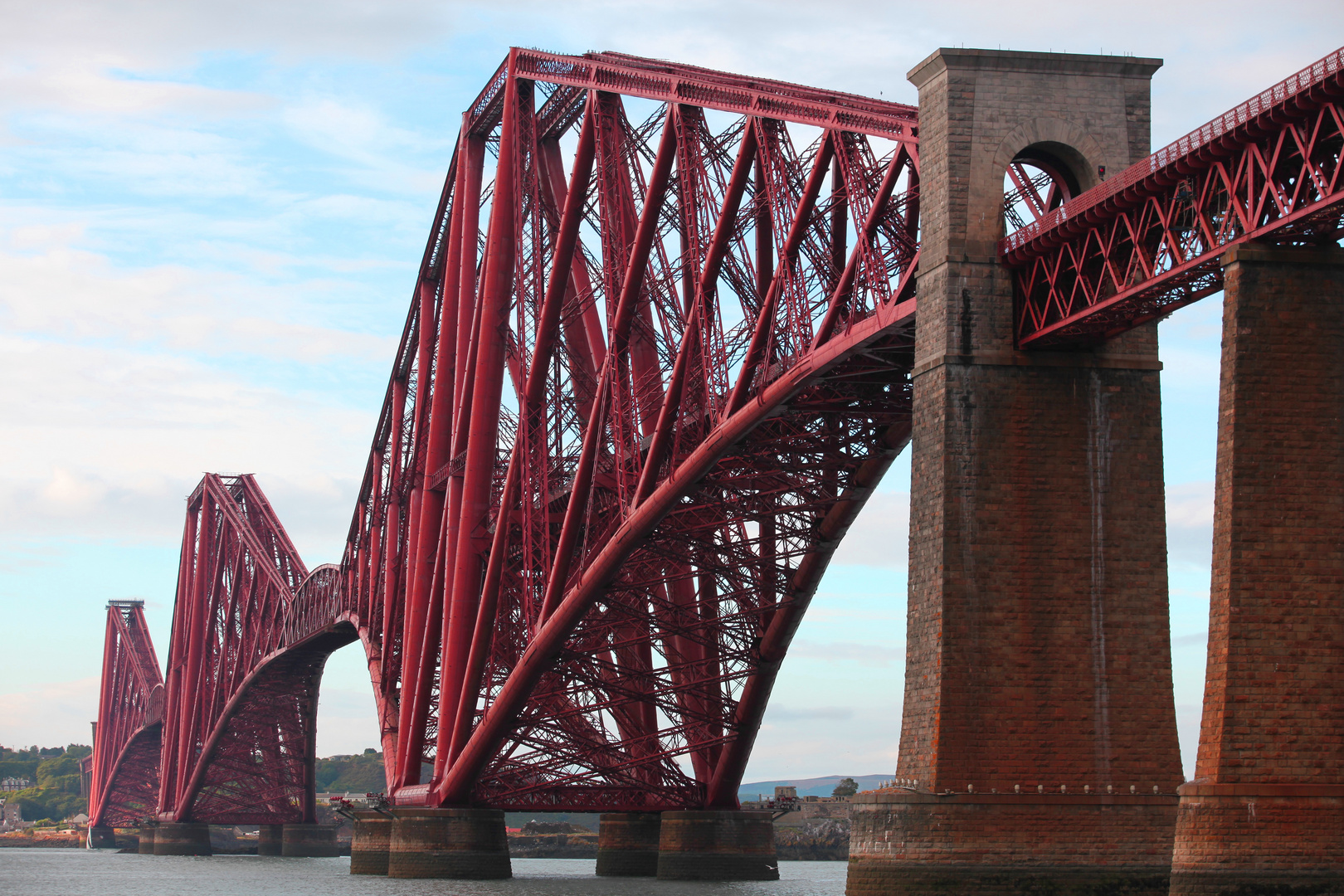 forth bridge, queensferry, scotland