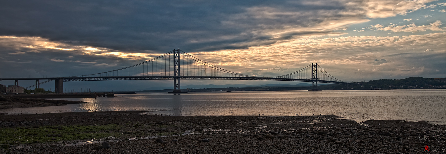 - Forth Road Bridge -