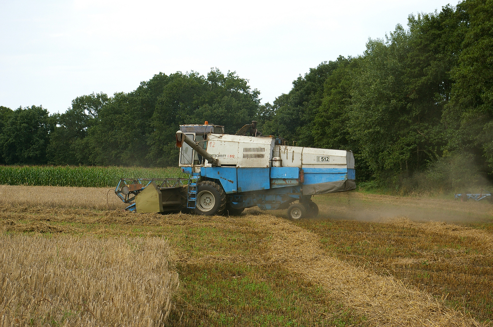 Fortschritt E 512 bei der Arbeit ....