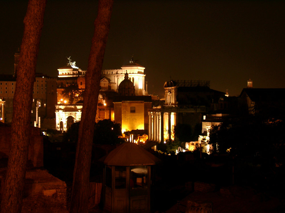 Forum bei Nacht