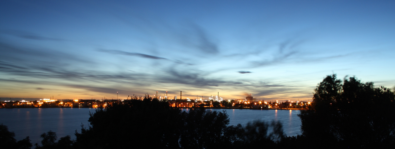 fos sur mer au crepuscule