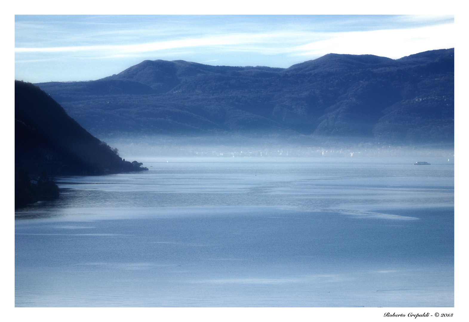 Foschia verso Intra, lago Maggiore