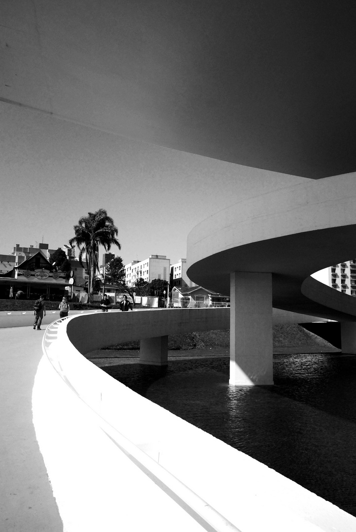 Foto 302 - Curitiba - Museu Oscar Niemeyer