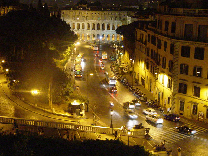 foto dal Vittoriano in Roma-Teatro Marcello