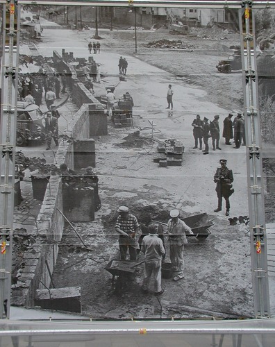 Foto vom Foto - Berliner Mauer