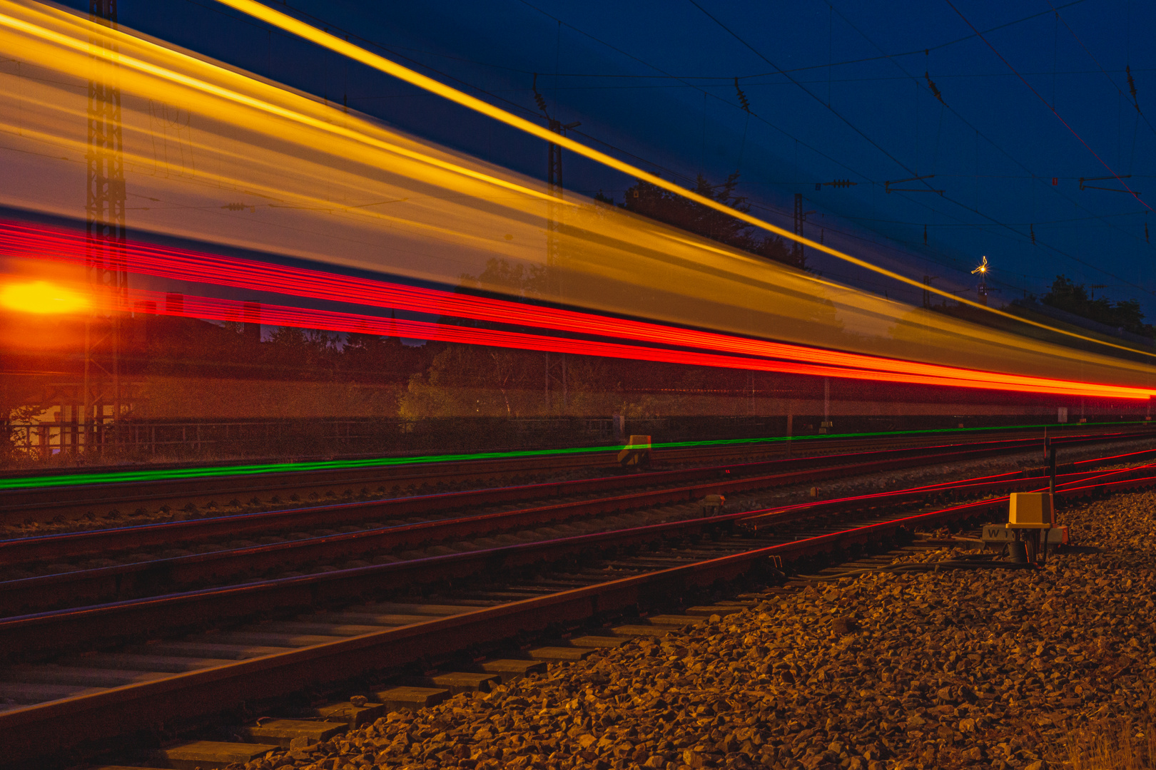 Foto von meinem Sohn Johannes - Zug bei Nacht