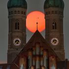 Fotocollage Frauenkirche-Liebfrauendom zu München mit Orgel