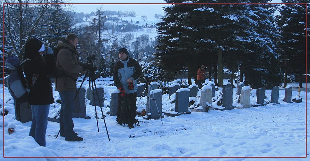 Fotografen auf dem Friedhof