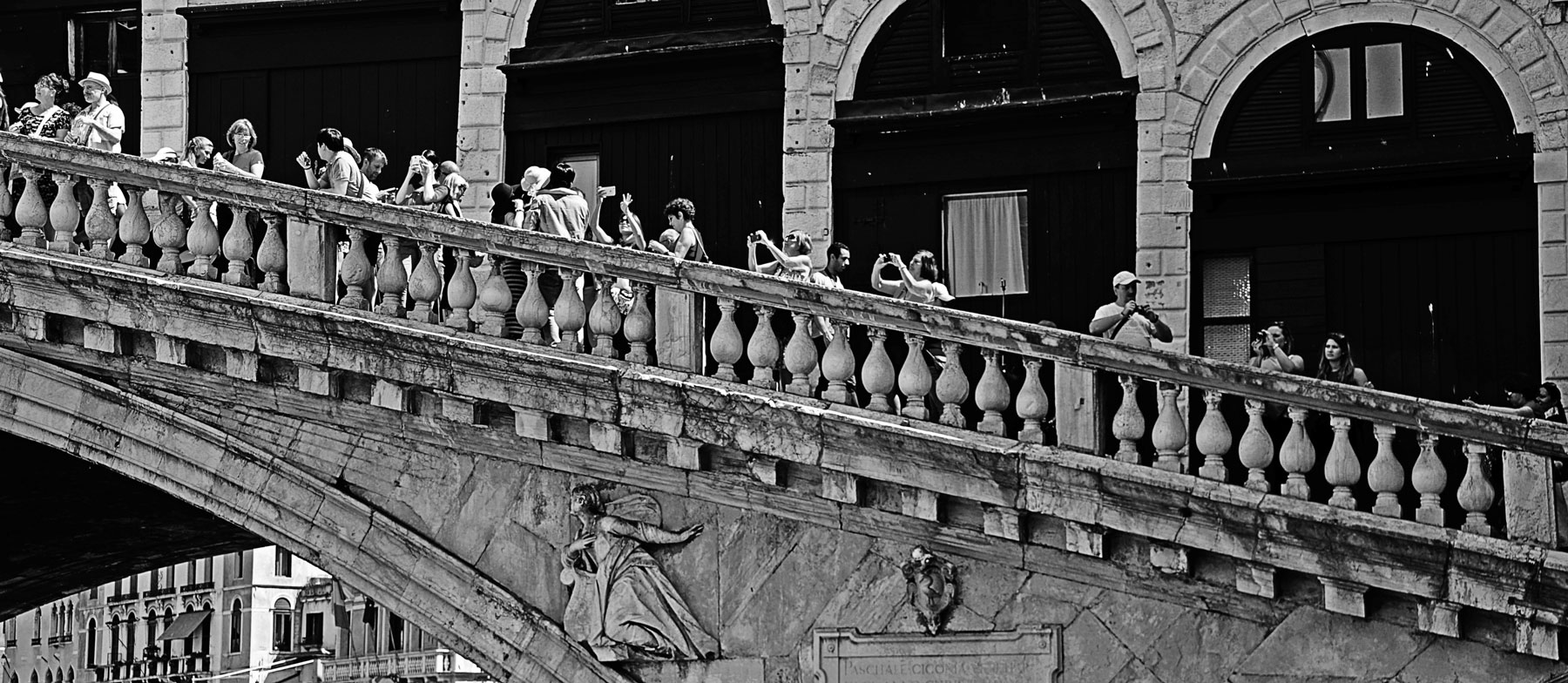 Fotografen auf der Rialtobrücke