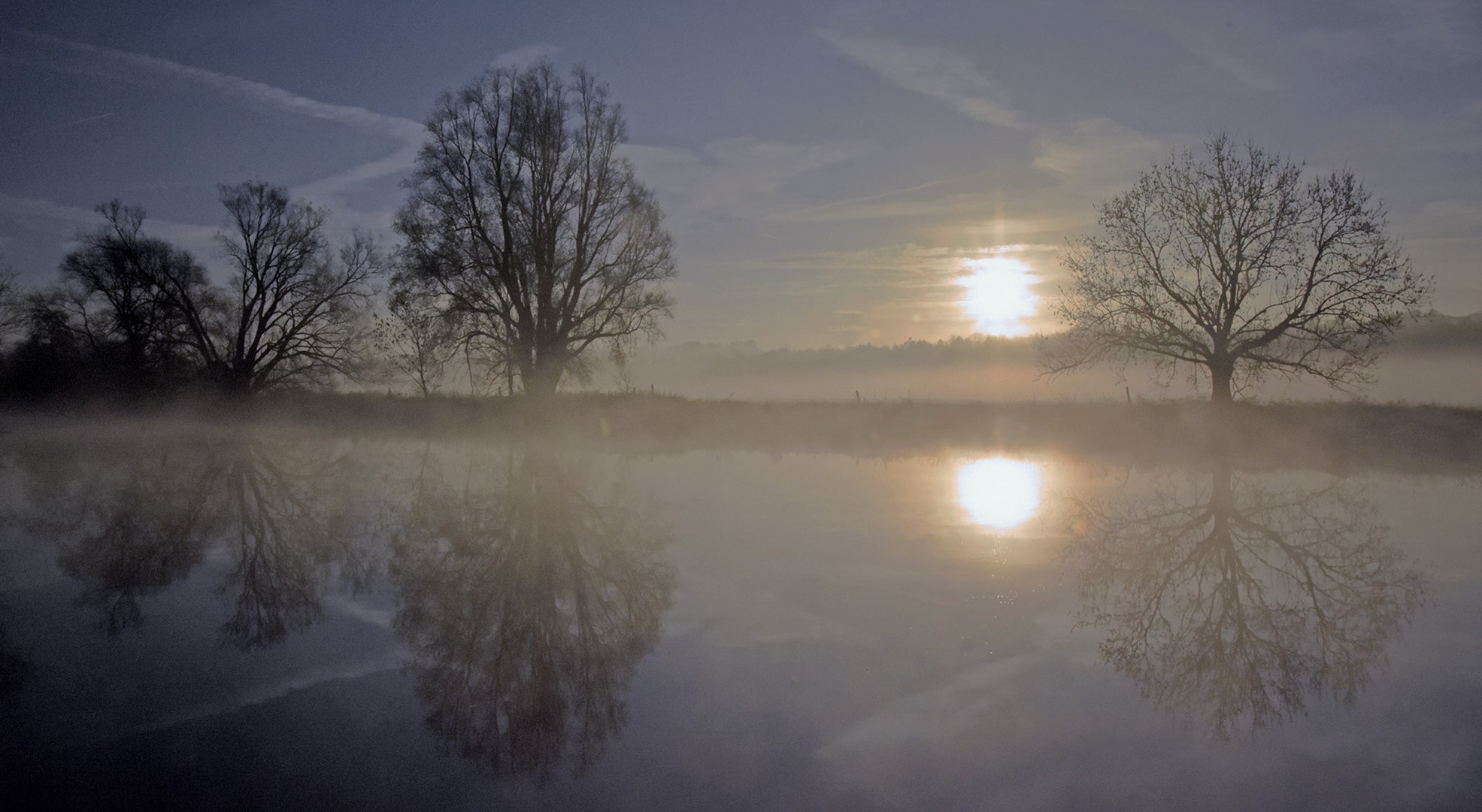 Fotografiert an einem nebeligen Morgen....