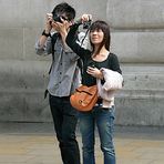 fotographing asiatic couple.