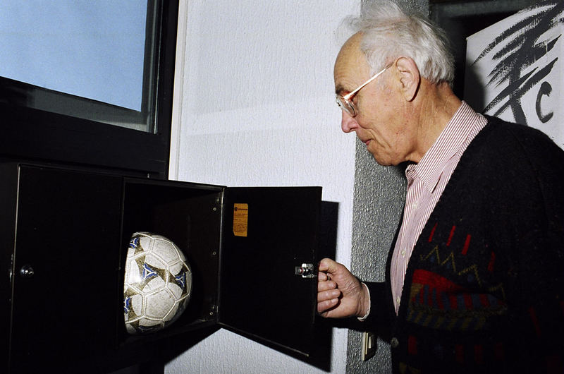 Fotokunstgemeinschaft "13imQuadrat" - Fußball überall