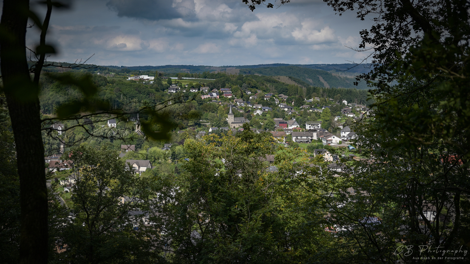 Fotos von Herchen vom sog. Künstlerweg aus