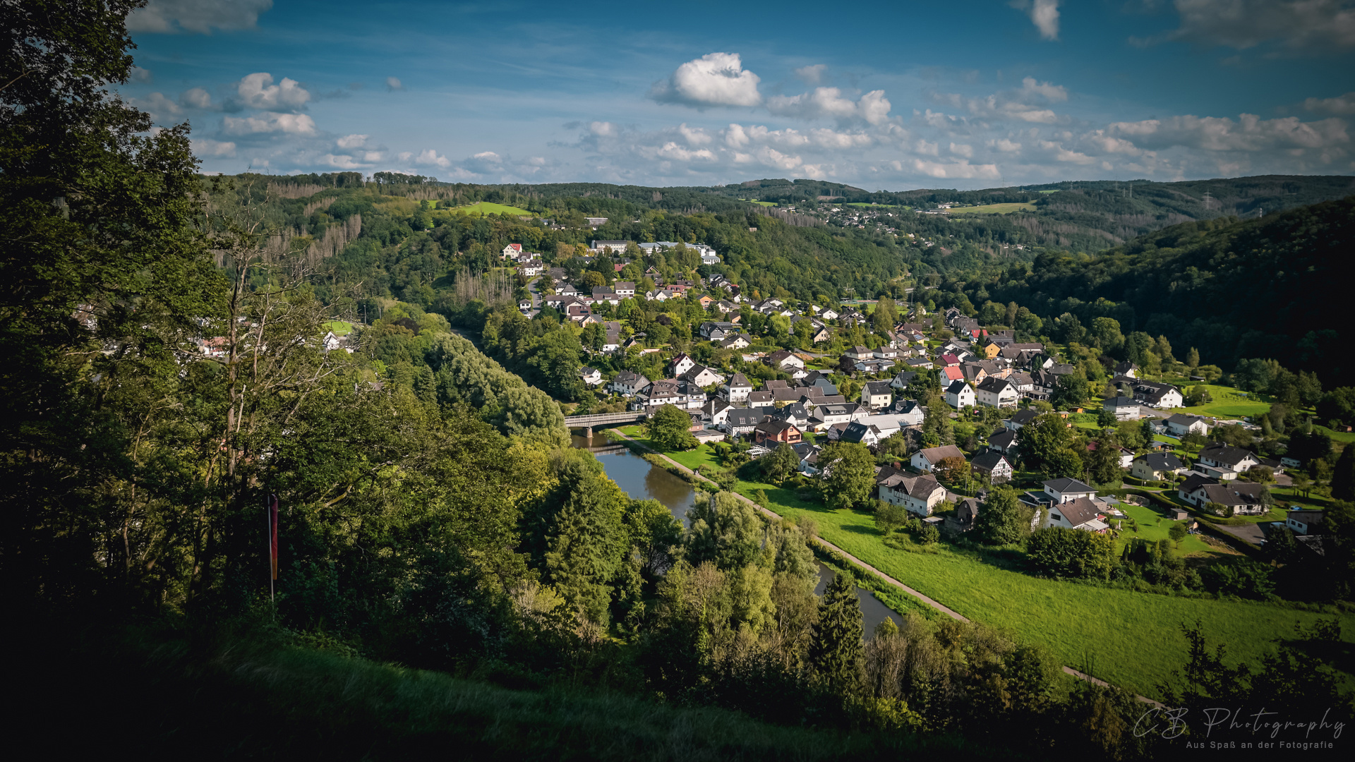 Fotos von Herchen vom sog. Künstlerweg aus