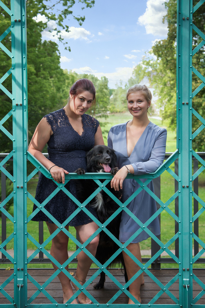 Fotoshooting Schlosspark Dieskau (Halle) mit Olivia und Müz, 2020.