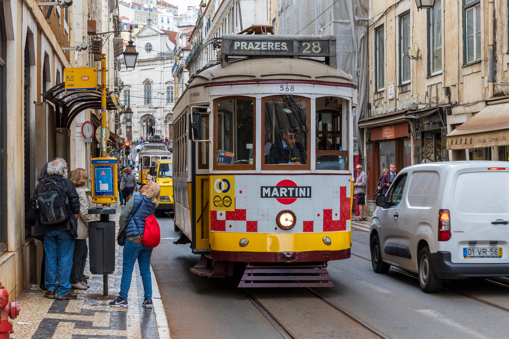 Foto,Stadtrundfahrt mit der Tram Nr. 28, Lissabon