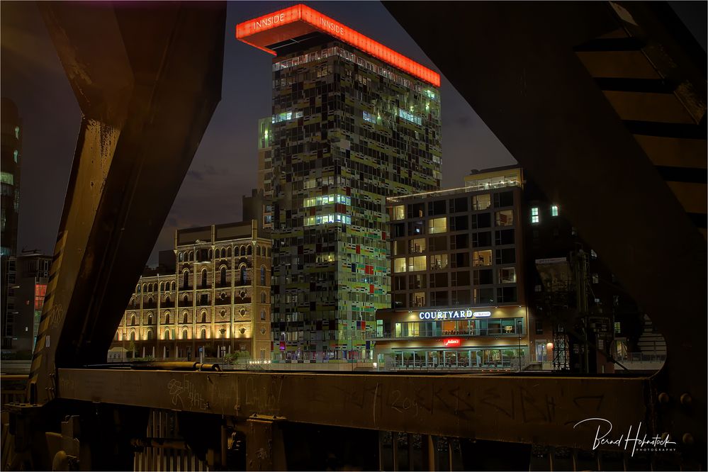 Fotowalk durch den Medienhafen .....