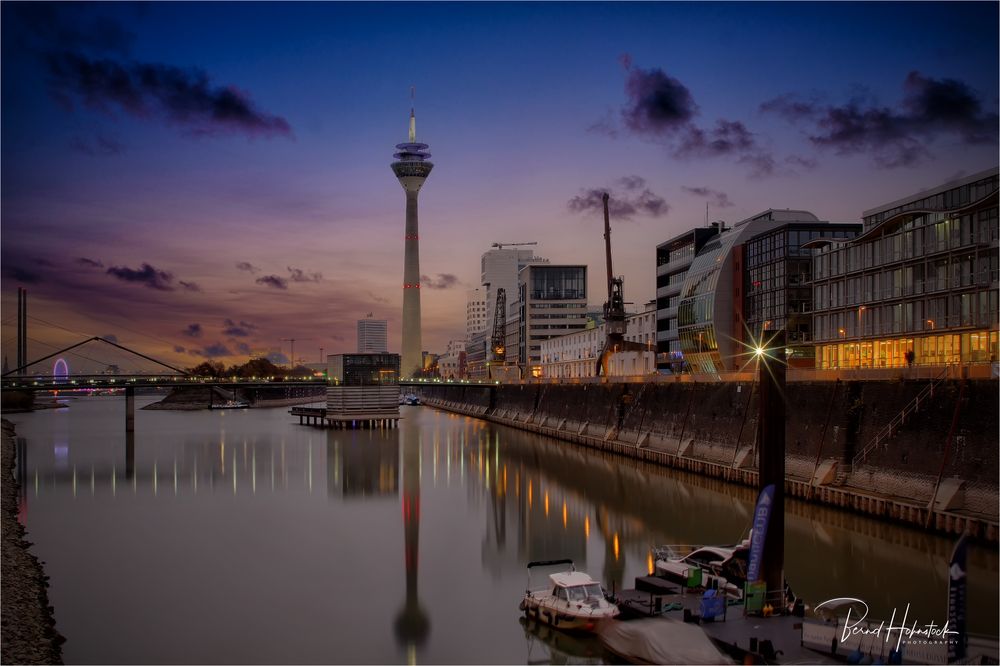 Fotowalk durch den Medienhafen .....