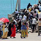 foule pour le bac à Mombasa