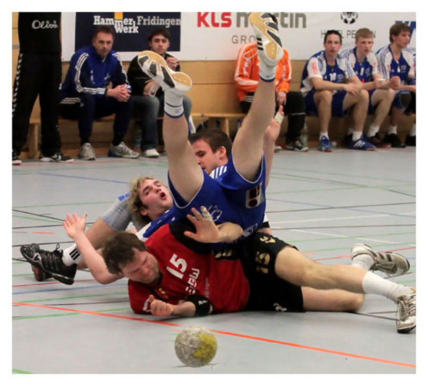 Foulspiel02 Foto & Bild sport, ballsport, handball Bilder auf
