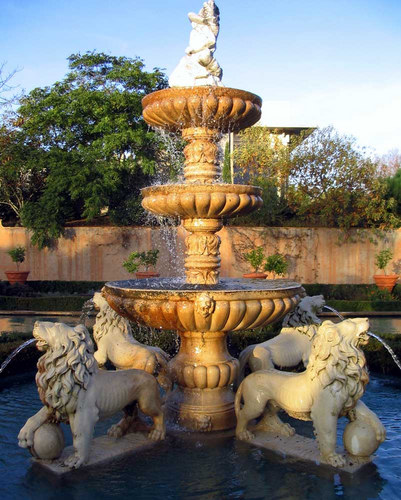 Fountain Lions