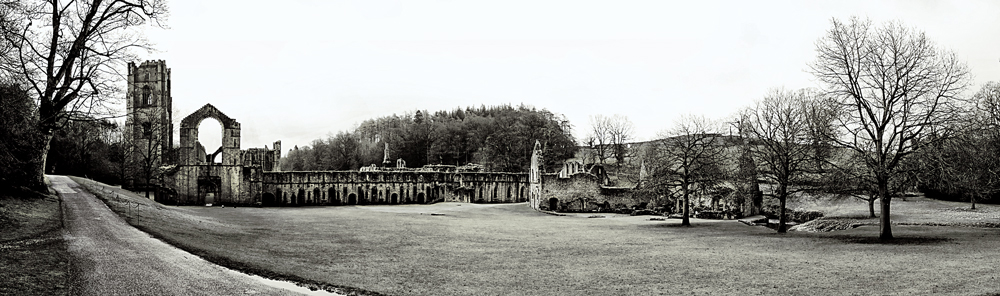 Fountains Abbey ...