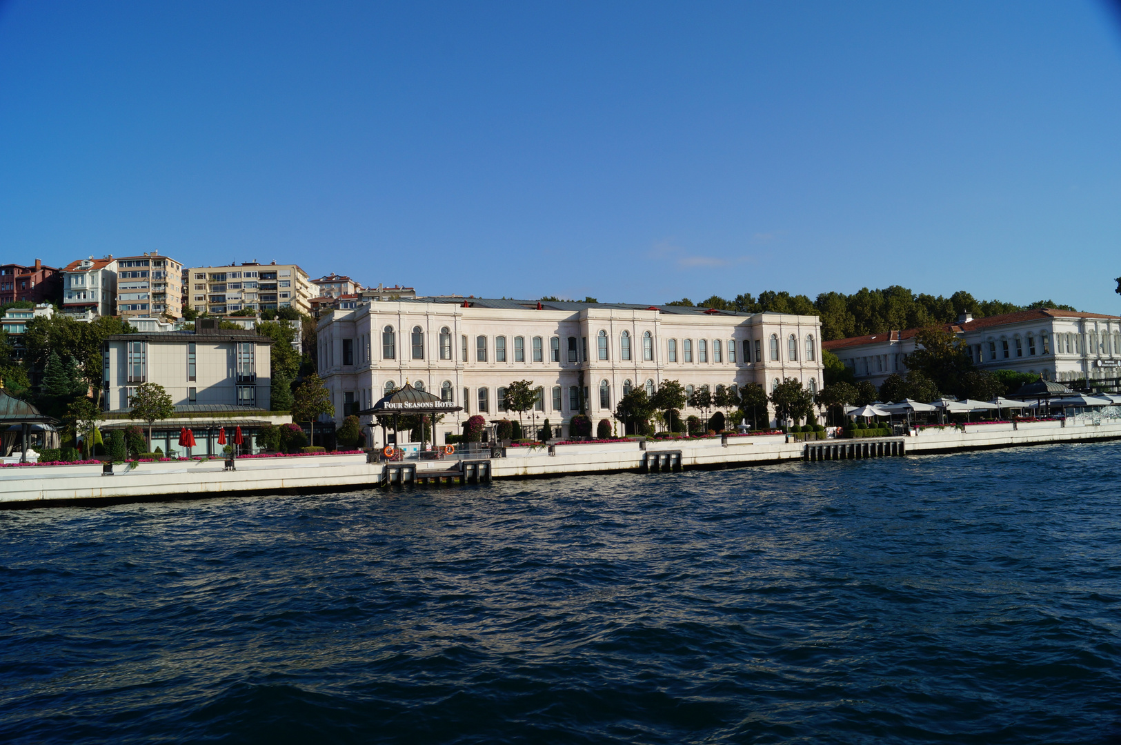 "Four Seasons Hotel" in Istanbul