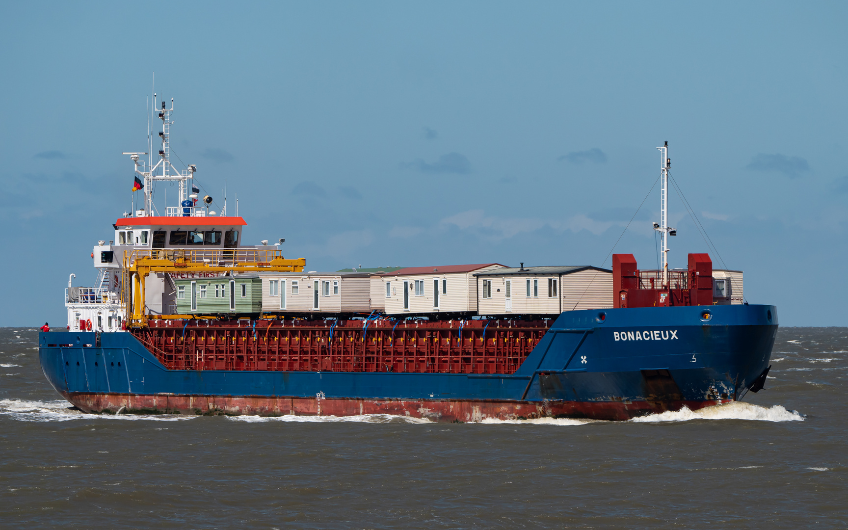 Frachter BONACIEUX (IMO 9505297)