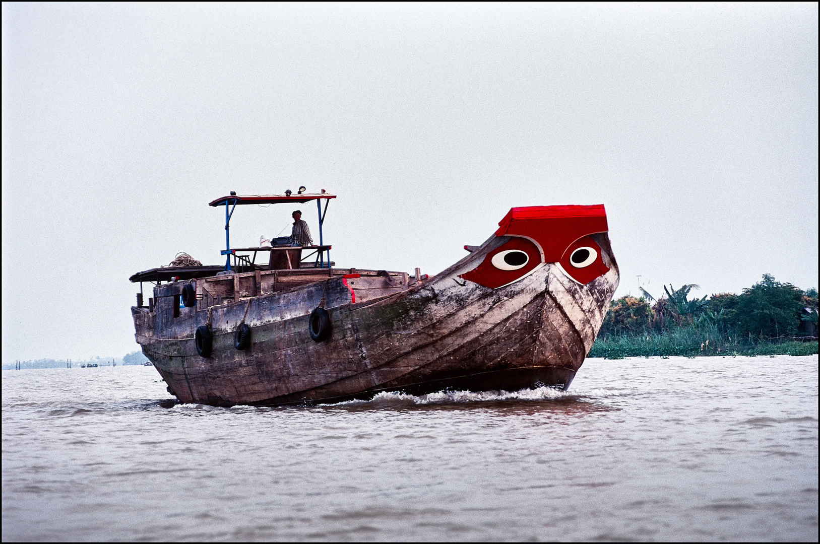 Frachtkahn auf dem Mekong, Vietnam 1991