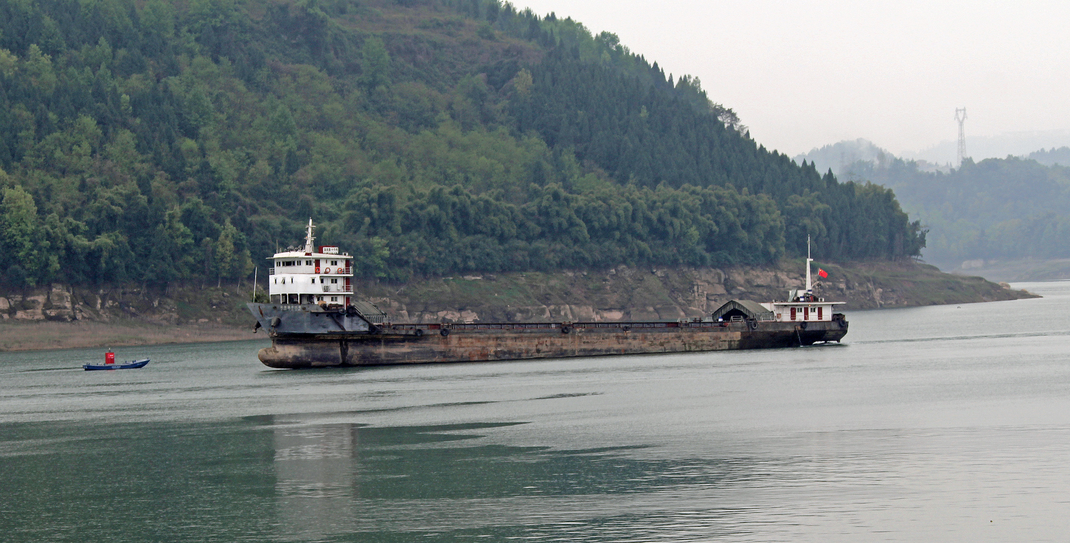 Frachtschiff auf dem Jangtse (Jangtsekiang)  -1-