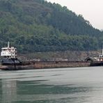 Frachtschiff auf dem Jangtse (Jangtsekiang)  -1-