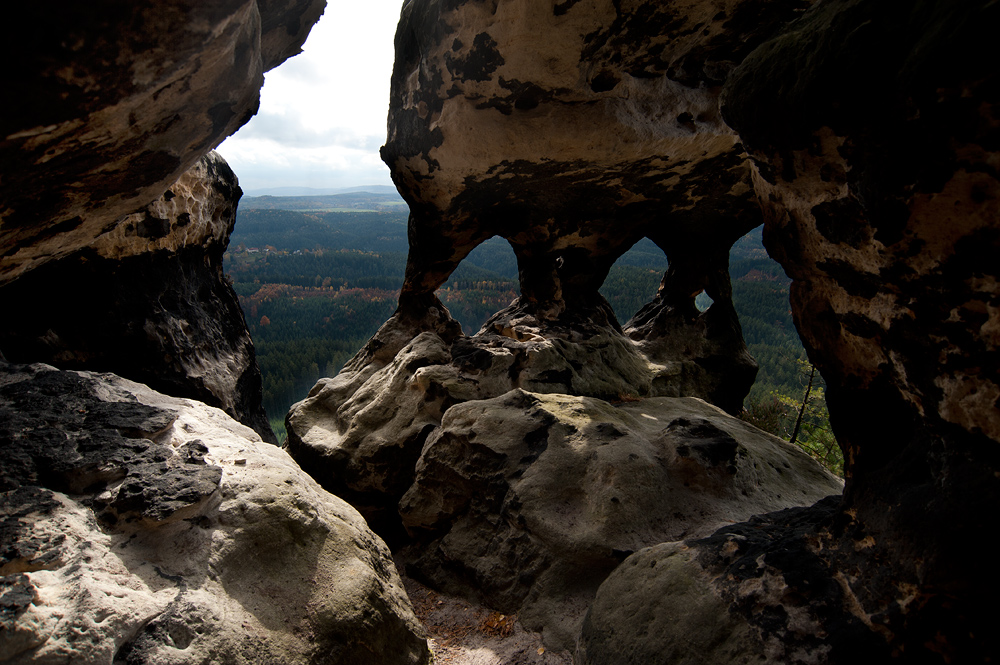 Fragiles Sandsteingebilde (Stimmersdorfer Kapelle)