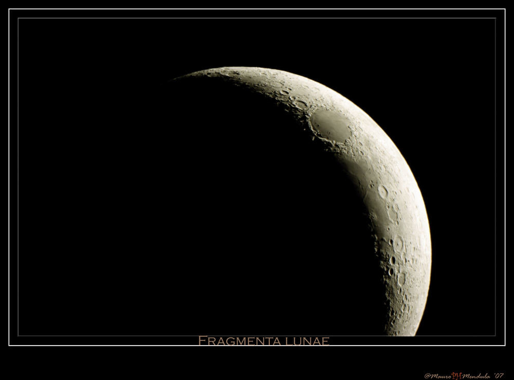 Fragmenta Lunae