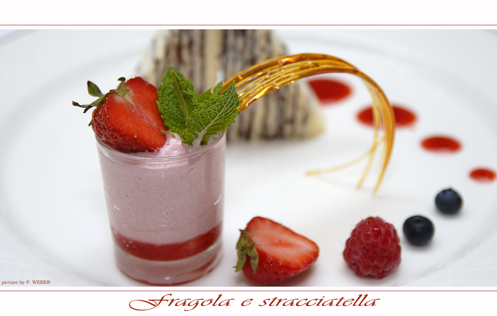 Fragola e stracciatella