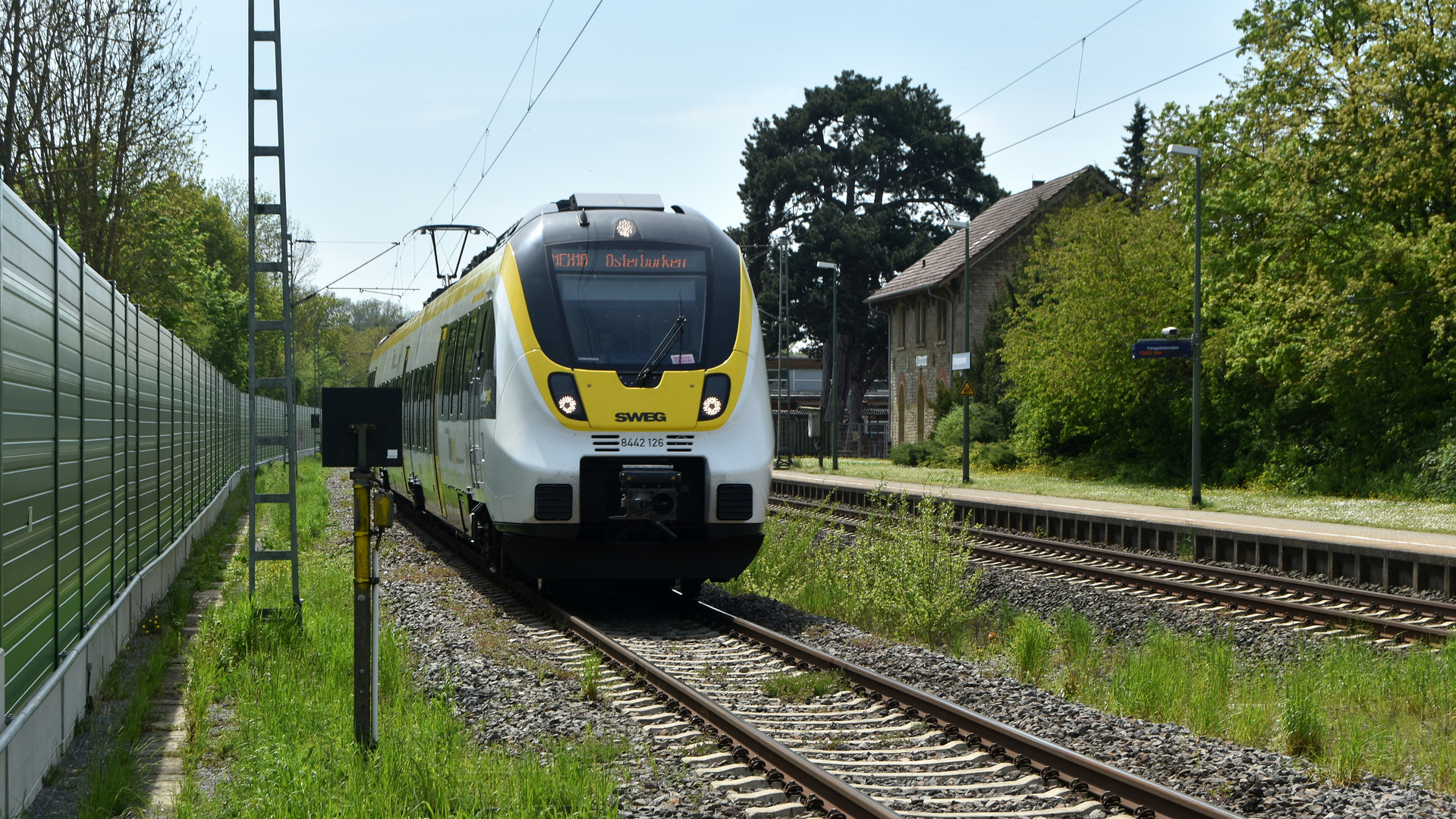 Frankenbahn beim Bf Untergriesheim 4.5.2023