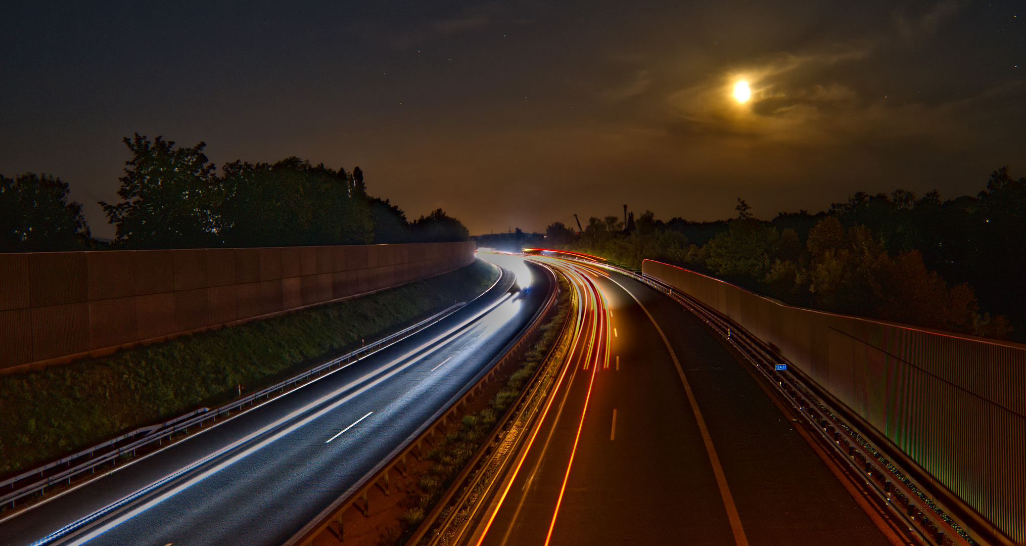 Frankenschnellweg im Mondschein