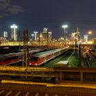 Frankfurt (2),  Hauptbahnhof und Skyline / stazione centrale e skyline 