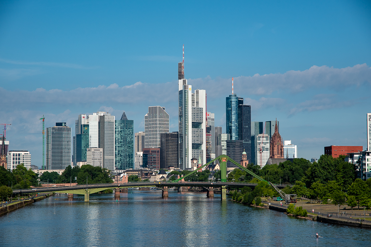 Frankfurt a. M.2