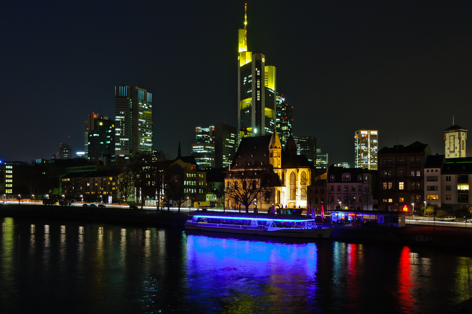 Frankfurt abends am Main (3)