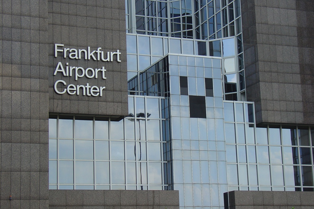 Fac Frankfurt Airport Center Gebäude Park www.fotocommunity.de