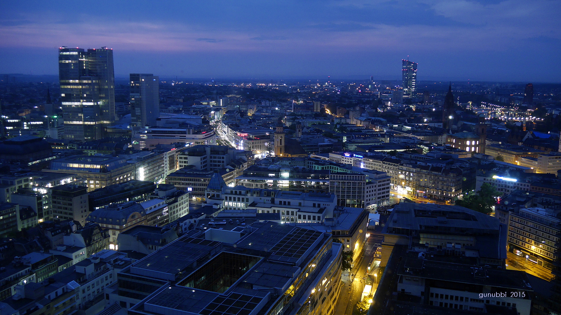 Frankfurt a.M, kurz vor 06:00 Uhr morgens