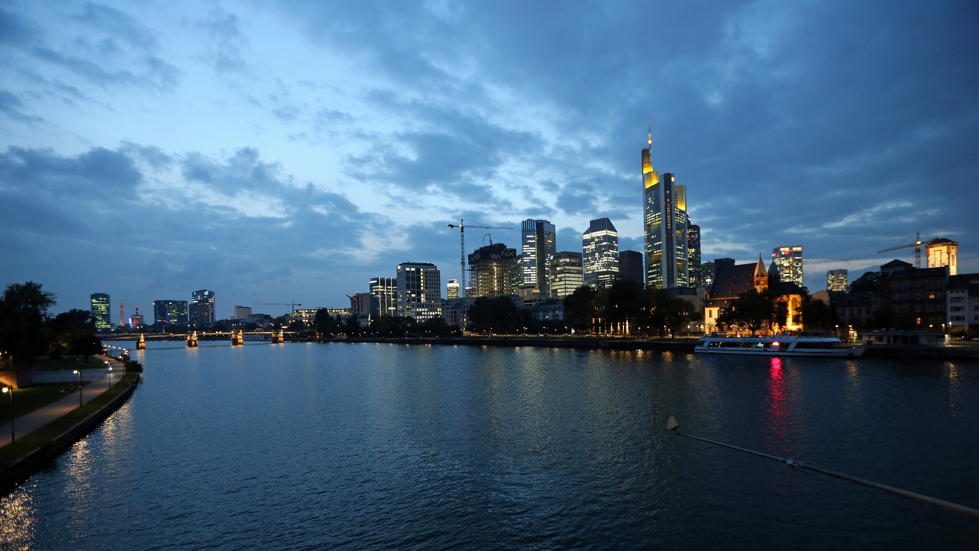 Frankfurt am Main -2-